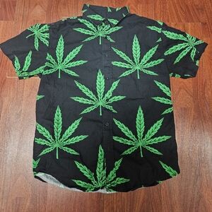 Black and Green Leaf Print Men's Shirt